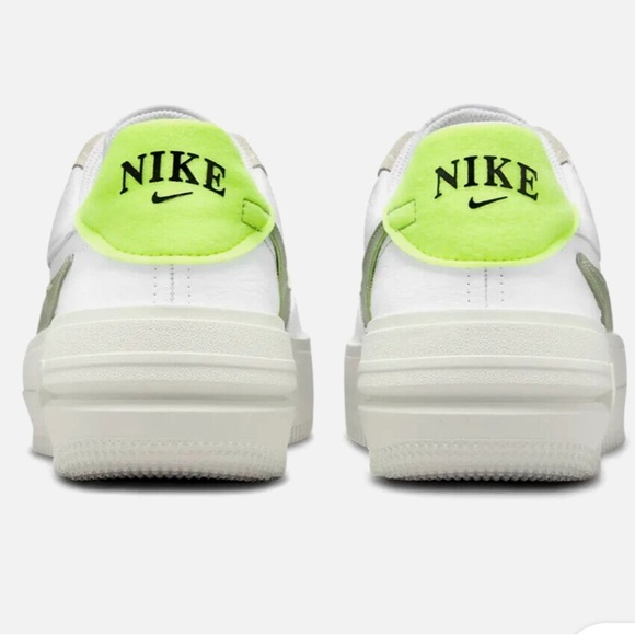 Nike White and Green Sneakers Classic Low-Top Design - Picture 2 of 7